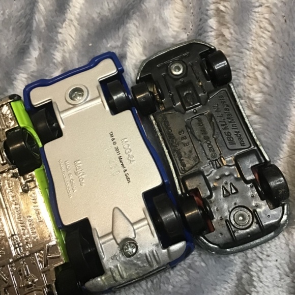 Various collectors hot wheels cars, great shape, 007, Batman - Picture 16 of 16